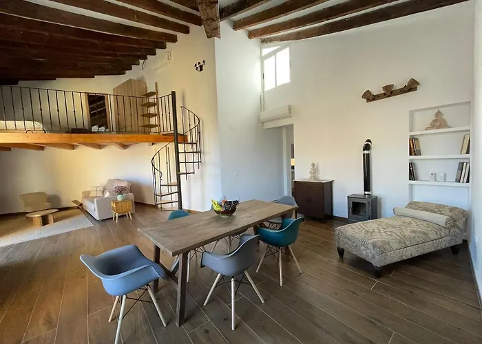 Gran Apartamento Con Vista A Las Torres De Quart